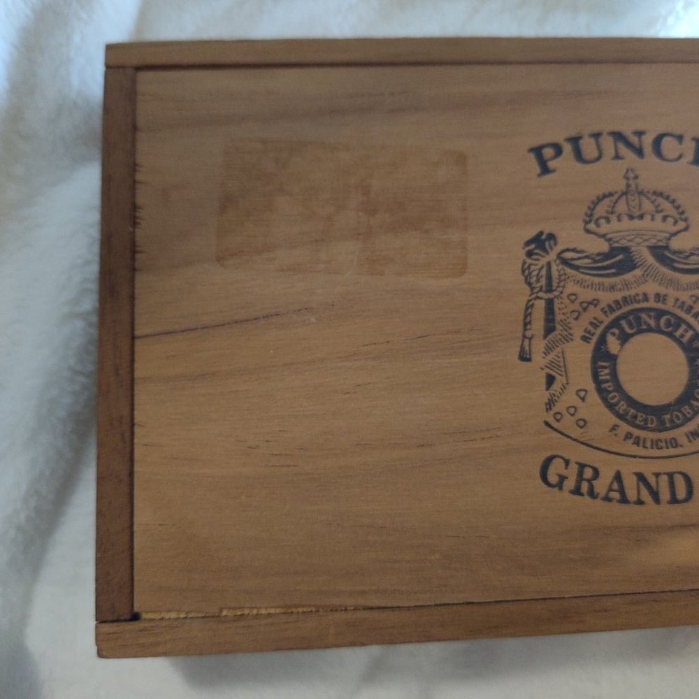 Punch Cigar boxes - Picture 10 of 11